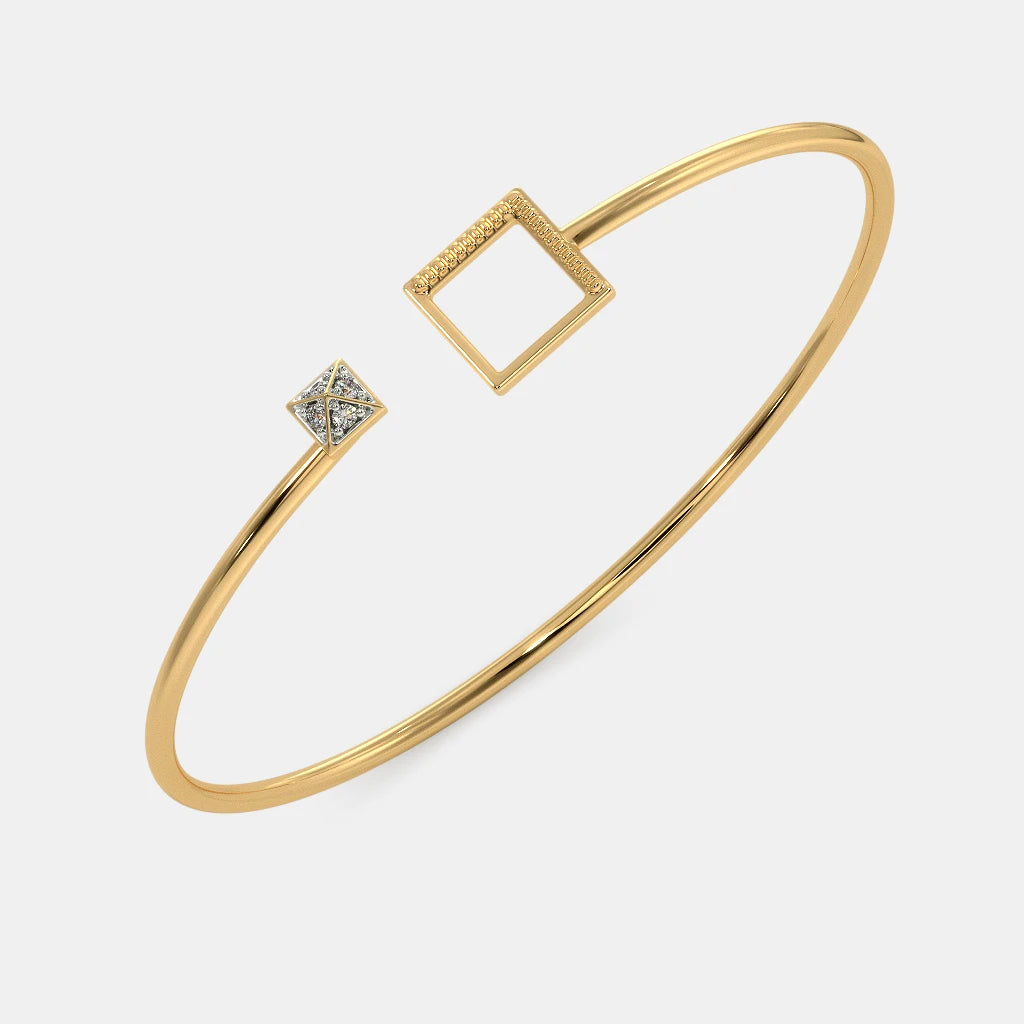 The Abriella Toggle Bangle