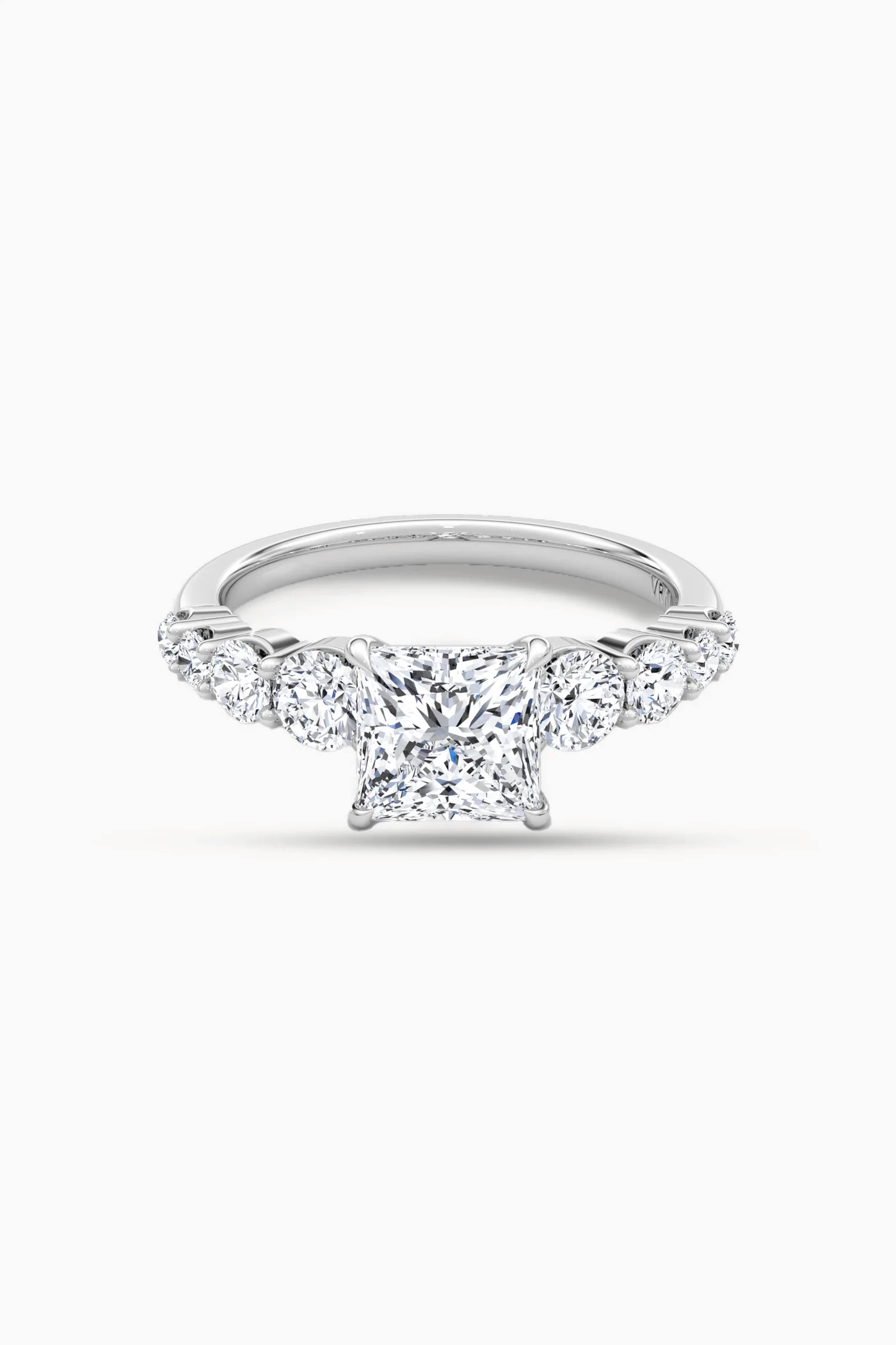 CIELO PRINCESS SOLITAIRE PAVÉ RING