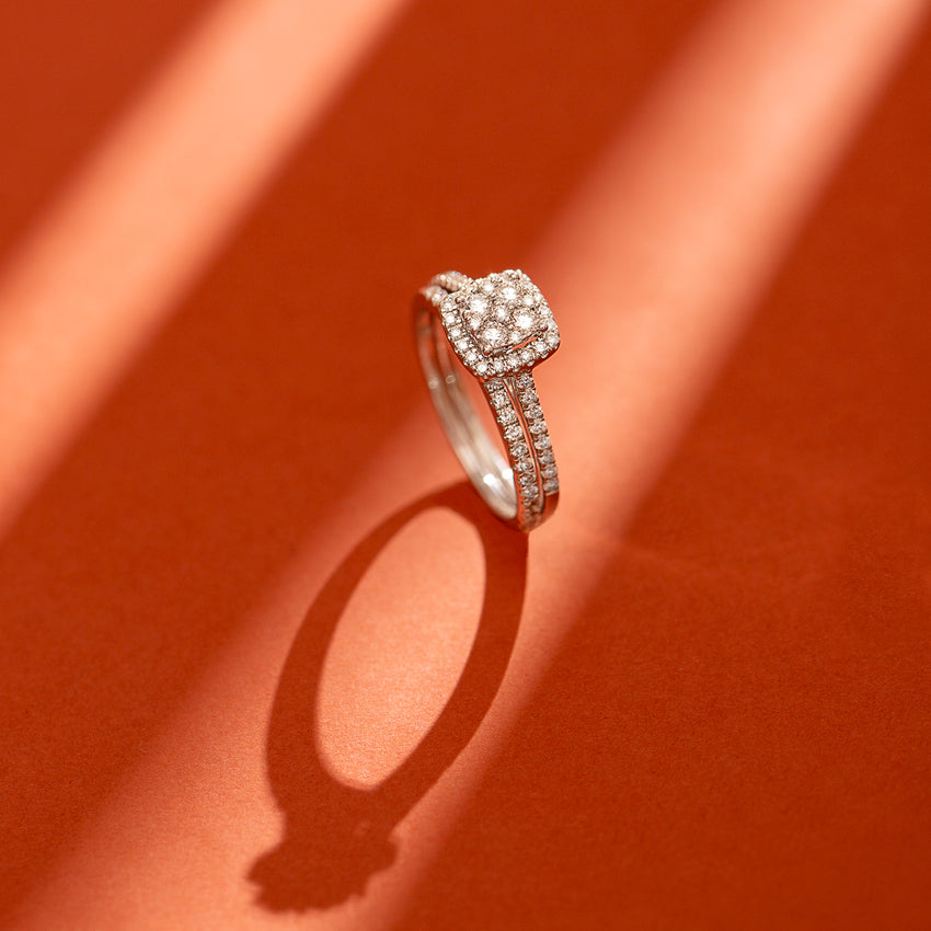 FLICKERING DIAMOND BRIDEL RING WITH BAND